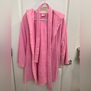 Lacoste robe, OS, gently used, smoke free home